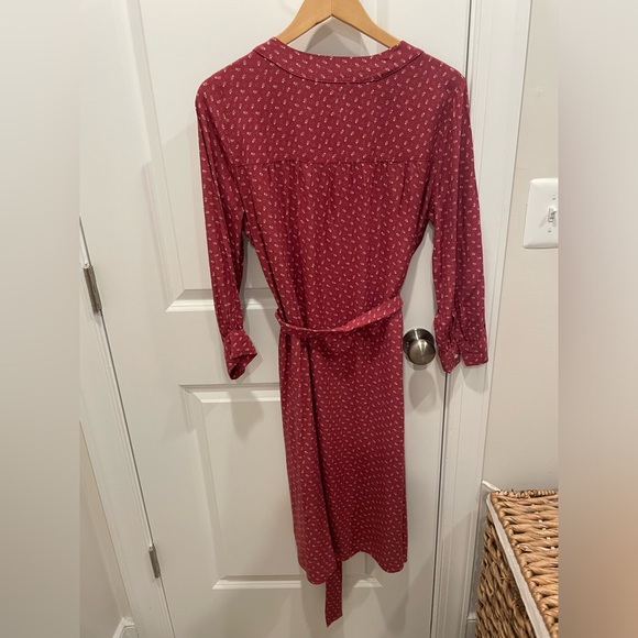 gAP Shirtdress in Size 12 Burgundy with White Florals - Picture 3 of 4